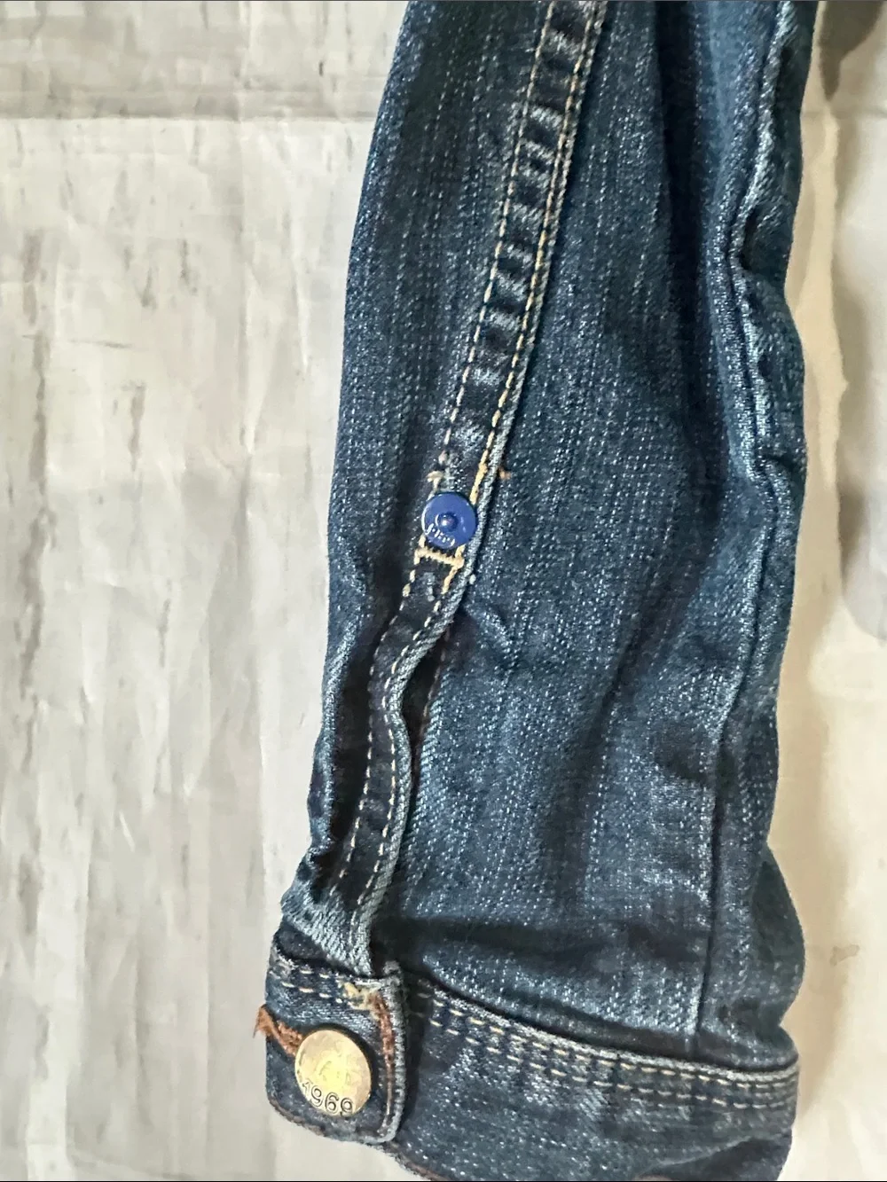 GAP Dark Blue distressed Denim Jean Jacket for Kids small